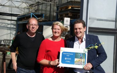 Cheque ontvangen van familie van der Meulen